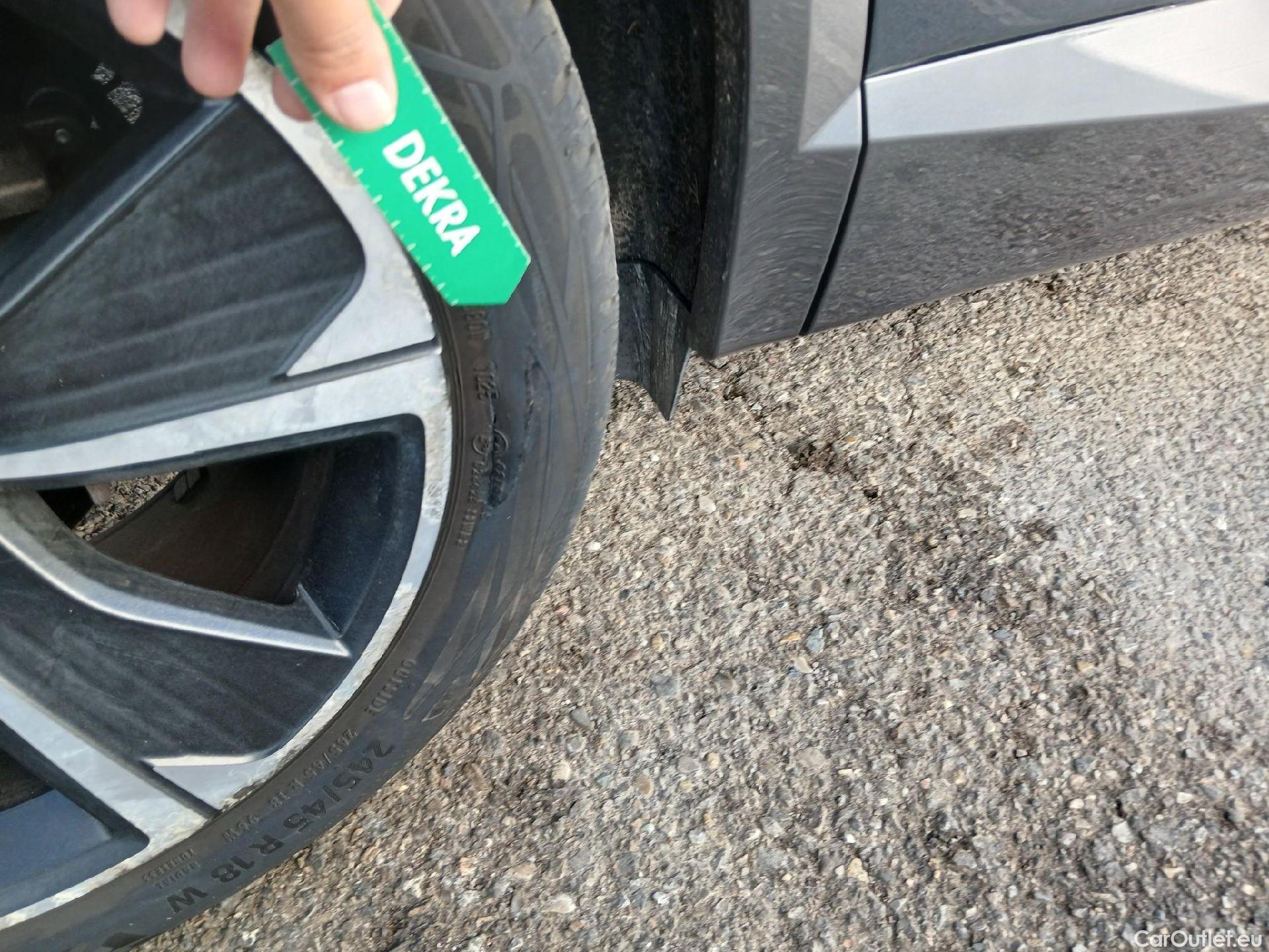  Cupra  Formentor CUPRA  / 2020 / 5P / todoterreno 1.4 e-Hybrid 150kW (204 CV) DSG (AC) #41