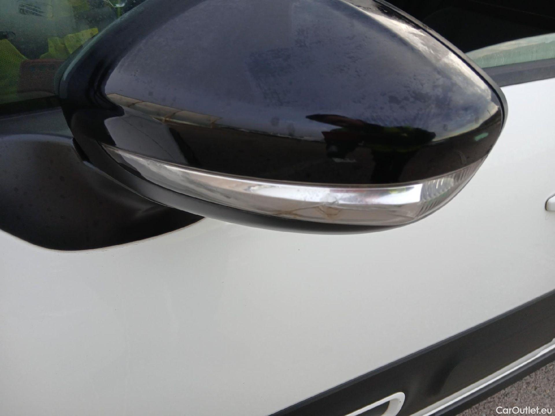  Citroen  C3 CITROEN  / 2020 / 5P / berlina con portón PureTech 60kW (83CV) Feel Pack (CX) #11