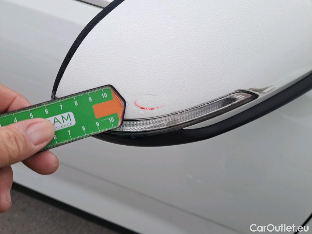  KIA  STONIC KIA  / 2017 / 5P / todoterreno 1.0 T-GDi 88kW (120CV) MHEV iMT Drive #38