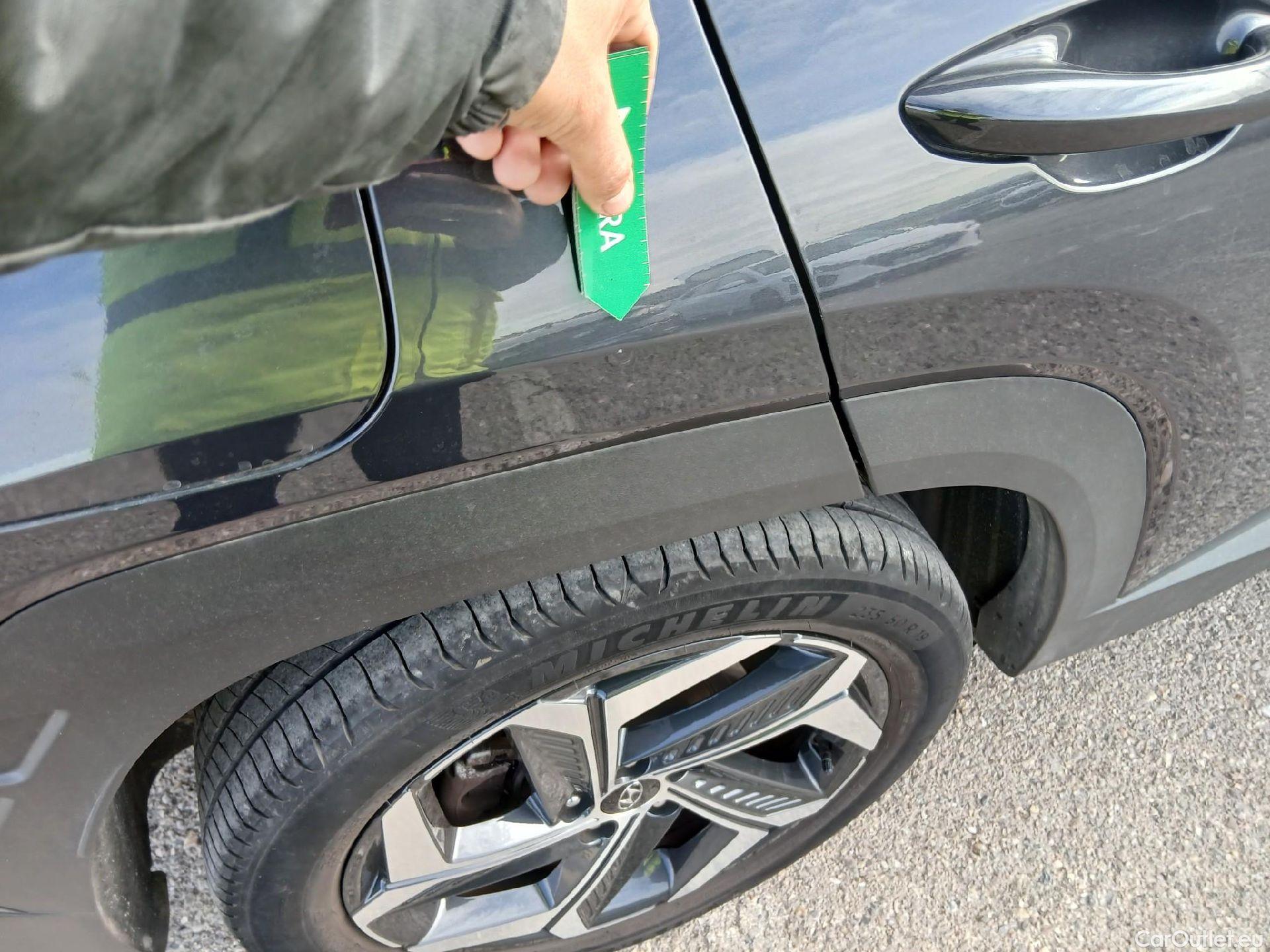  Hyundai  Tucson HYUNDAI  / 2020 / 5P / todoterreno 1.6 TGDI PHEV 195kW Tecno Sky Auto 4x4 #24