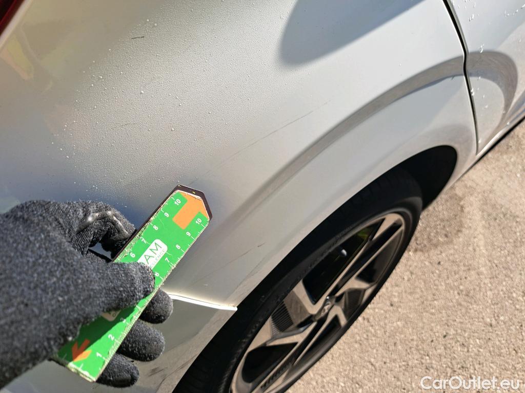  Hyundai  i10 HYUNDAI  / 2020 / 5P / berlina con portón 1.0 Tecno #26