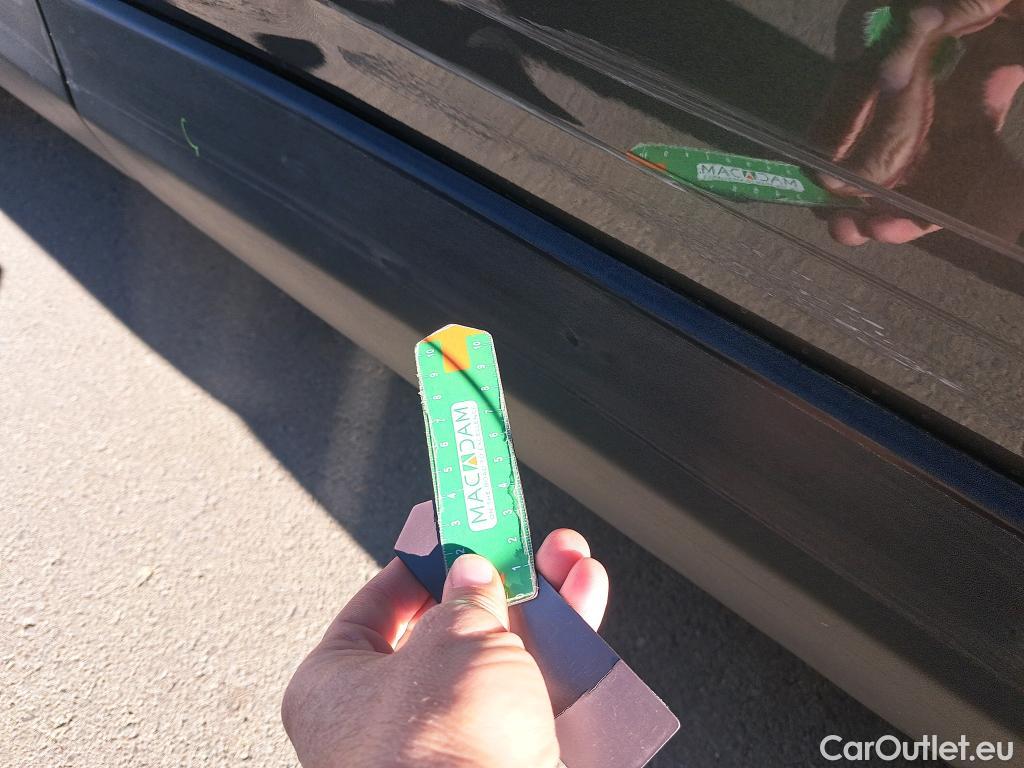  Toyota  RAV4 TOYOTA  / 2018 / 5P / todoterreno 2.5l 220H Advance #44