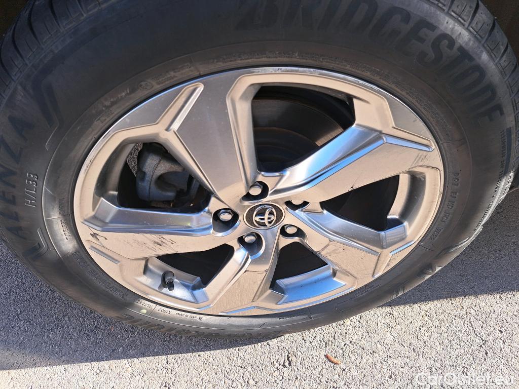  Toyota  RAV4 TOYOTA  / 2018 / 5P / todoterreno 2.5l 220H Advance #22