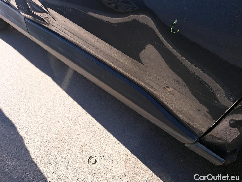  Toyota  RAV4 TOYOTA  / 2018 / 5P / todoterreno 2.5l 220H Advance #43