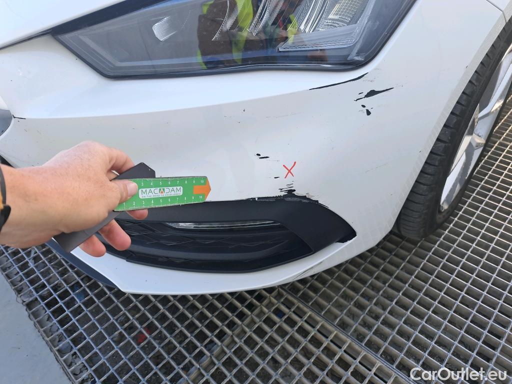  Seat  Leon SEAT Nuevo León / 2020 / 5P / familiar SP 2.0 TDI 85kW Style Go(SP) #4