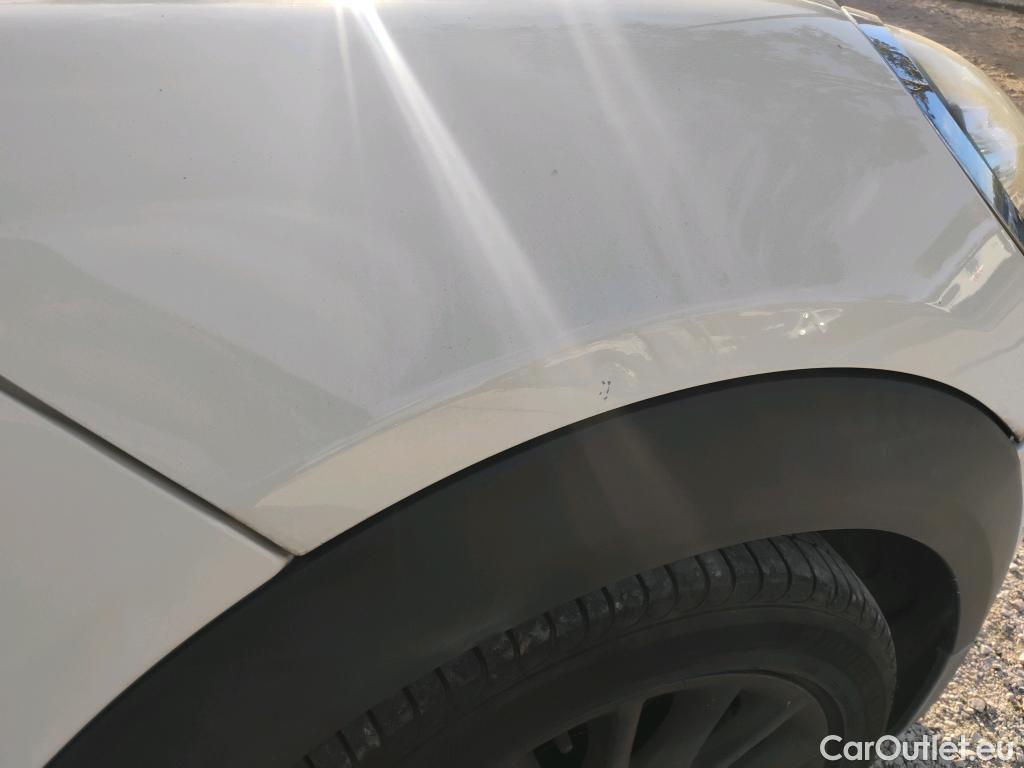  Mini  Cooper MINI MINI / 2014 / 5P / berlina con portón ONE 5 PUERTAS (CX) #35