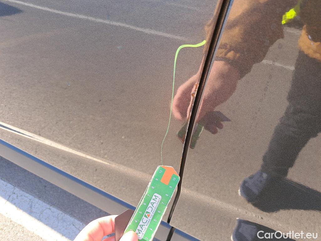  Toyota  RAV4 TOYOTA  / 2018 / 5P / todoterreno 2.5l 220H Advance #10