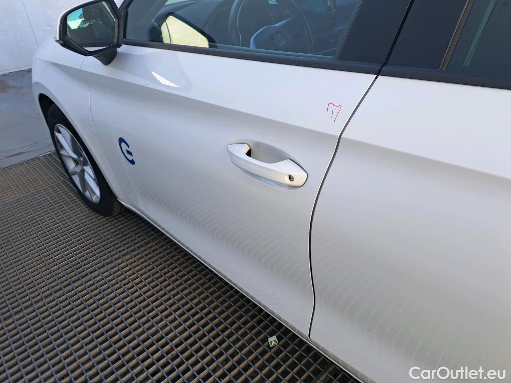  Seat  Leon SEAT Nuevo León / 2020 / 5P / familiar SP 2.0 TDI 85kW Style Go(SP) #1