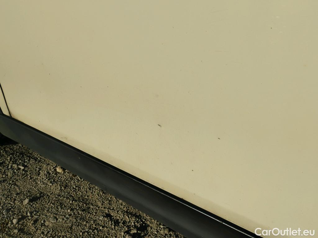  Mini  Cooper MINI MINI / 2014 / 5P / berlina con portón ONE 5 PUERTAS (CX) #32