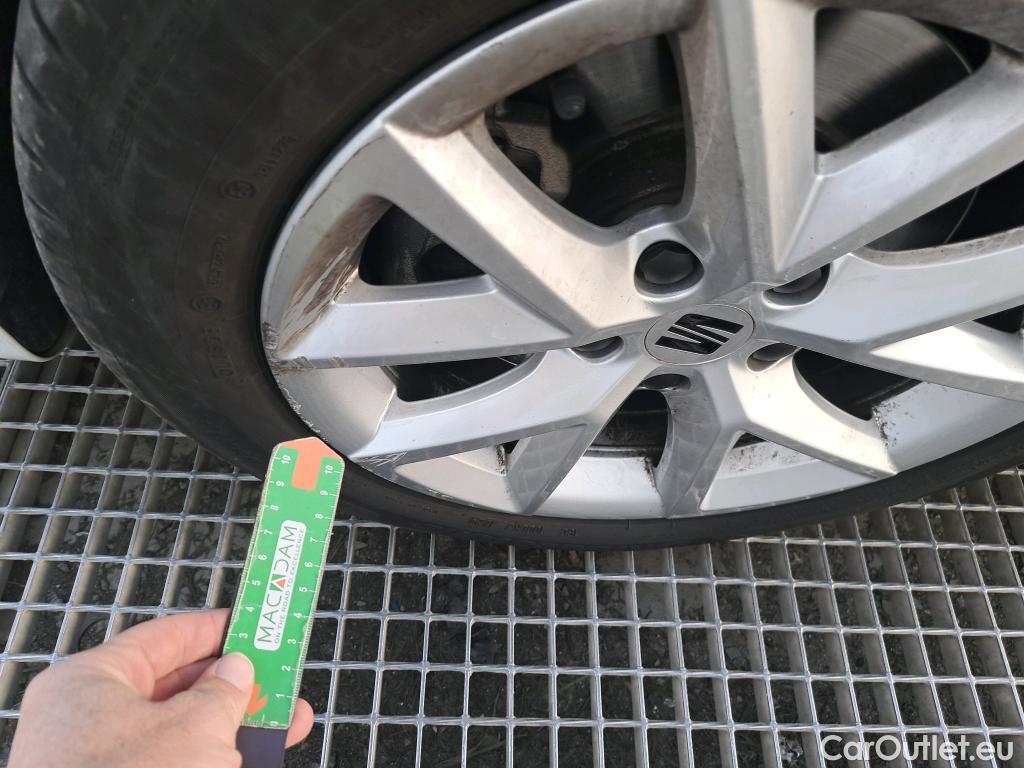  Seat  Leon SEAT Nuevo León / 2020 / 5P / familiar SP 2.0 TDI 85kW Style Go(SP) #13