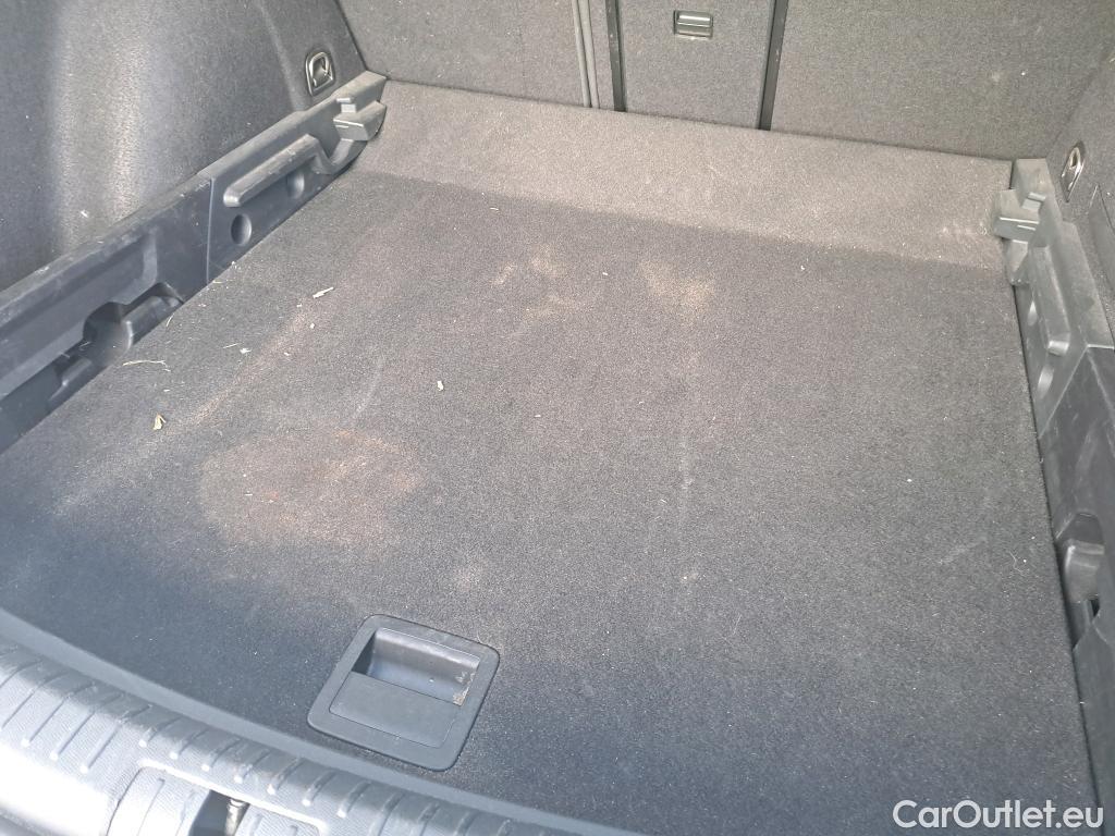  Seat  Leon SEAT Nuevo León / 2020 / 5P / familiar SP 2.0 TDI 85kW Style Go(SP) #9