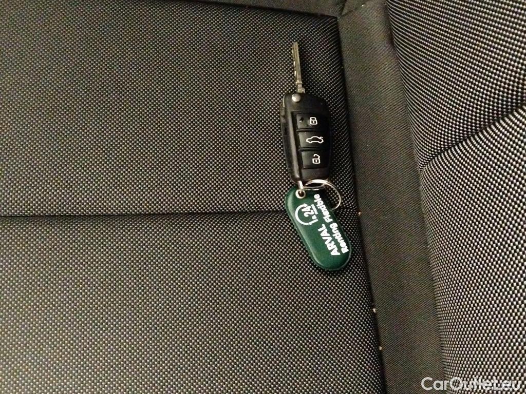  Audi  Q2 AUDI  / 2020 / 5P / todoterreno Advanced 35 TFSI 110kW (150CV) S tronic (AC) #2