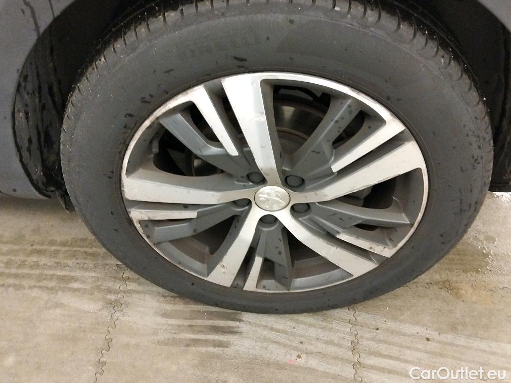  Peugeot  3008 PEUGEOT  / 2020 / 5P / todoterreno 1.5 BlueHDi 96kW (130CV) S&S Allure EAT8 #7