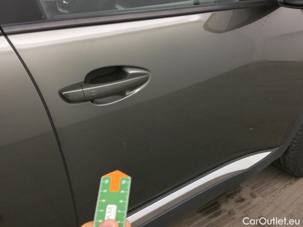  Peugeot  3008 PEUGEOT  Hybrid / 2016 / 5P / todoterreno 225 e-EAT8 Allure #30