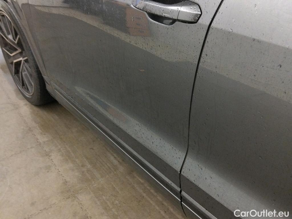  Audi  Q8 AUDI  / 2018 / 5P / todoterreno 50 TDI 210kW Black Line Plus quattro tip #17