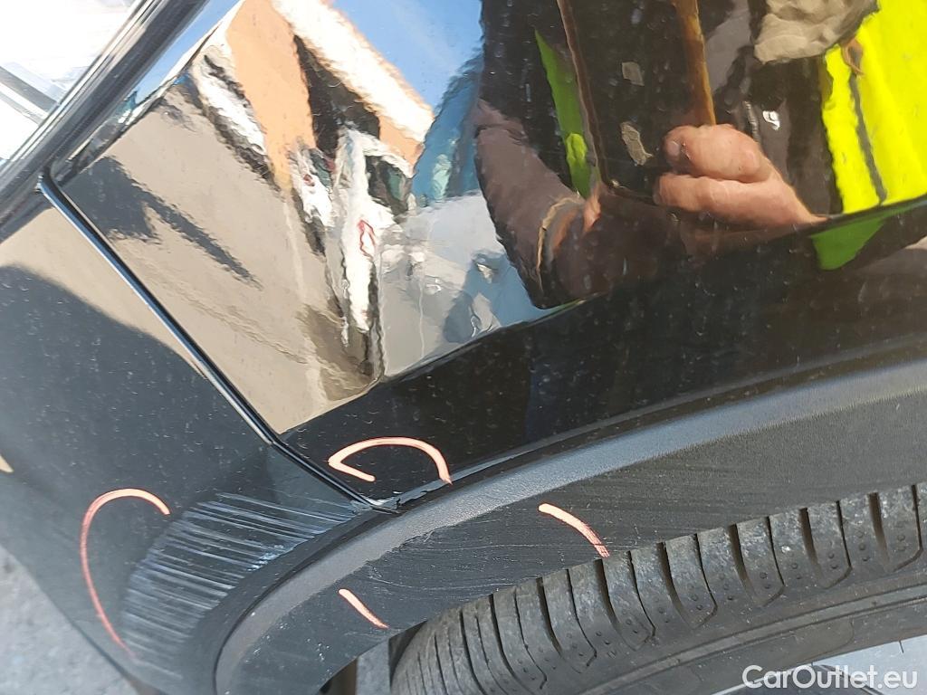  Volvo  XC 40 VOLVO XC40 / 2017 / 5P / todoterreno 1.5 T5 Twin Recharge Inscription Ex Auto #34