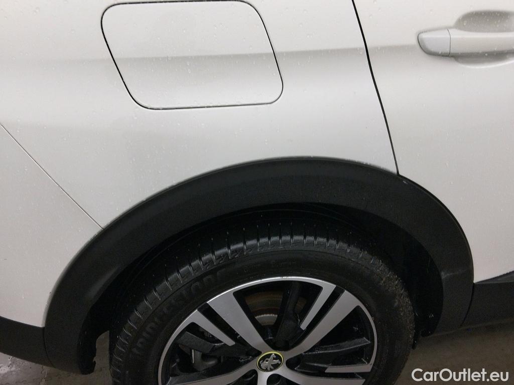  Peugeot  3008 PEUGEOT  / 2020 / 5P / todoterreno 1.5 BlueHDi 96kW (130CV) S&S GT #9