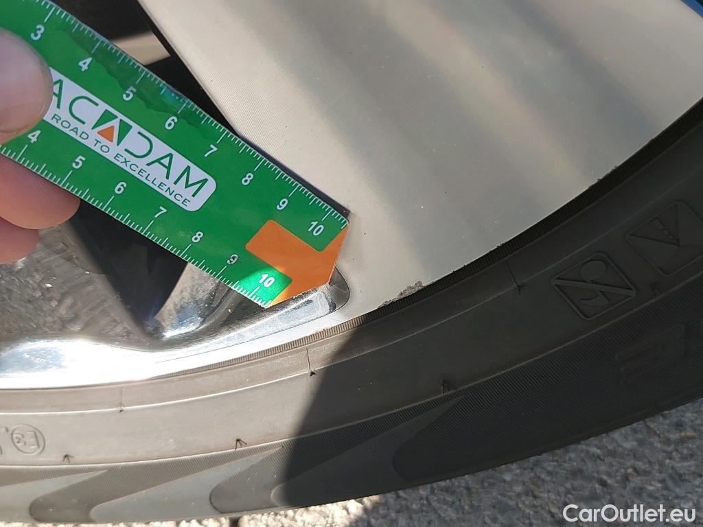  Volvo  XC 40 VOLVO XC40 / 2017 / 5P / todoterreno 1.5 T5 Twin Recharge Inscription Ex Auto #7