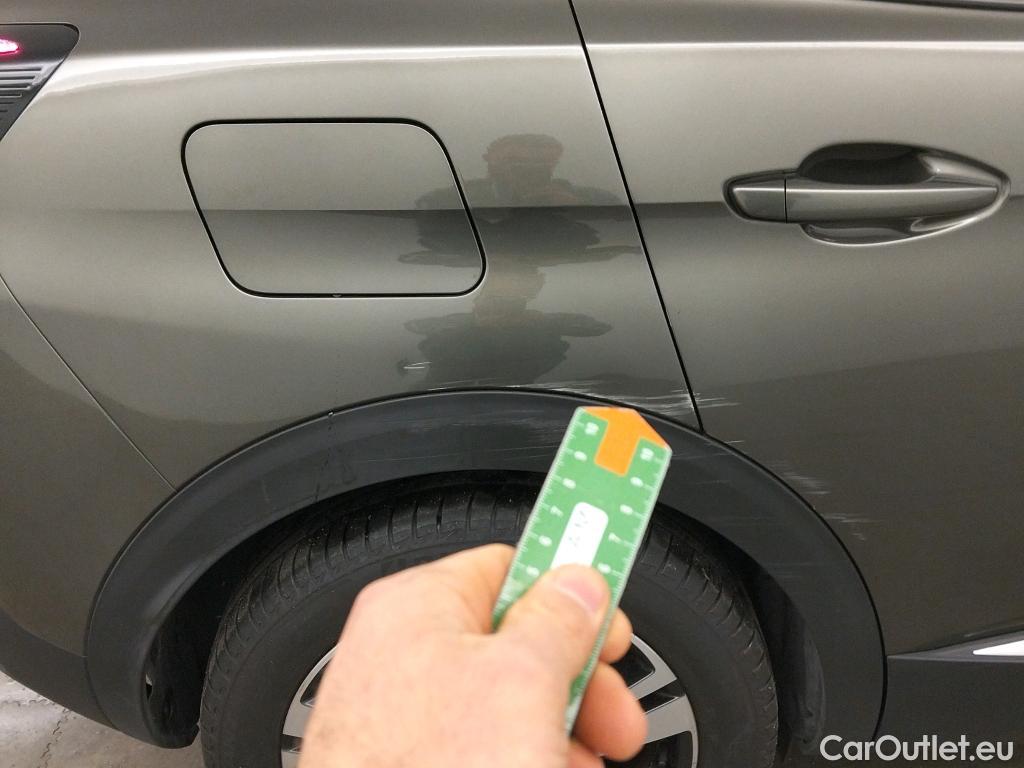  Peugeot  3008 PEUGEOT  Hybrid / 2016 / 5P / todoterreno 225 e-EAT8 Allure #2