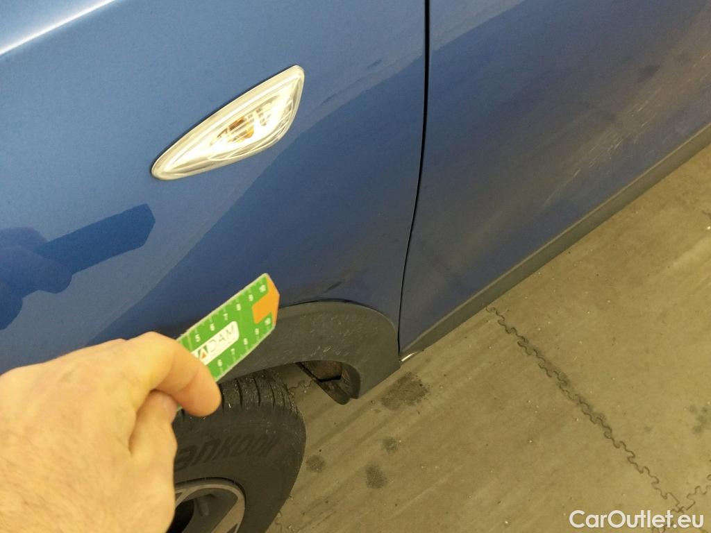  KIA  XCeed KIA  / 2019 / 5P / todoterreno 1.0 T-GDi Drive 88kW (120CV) #2