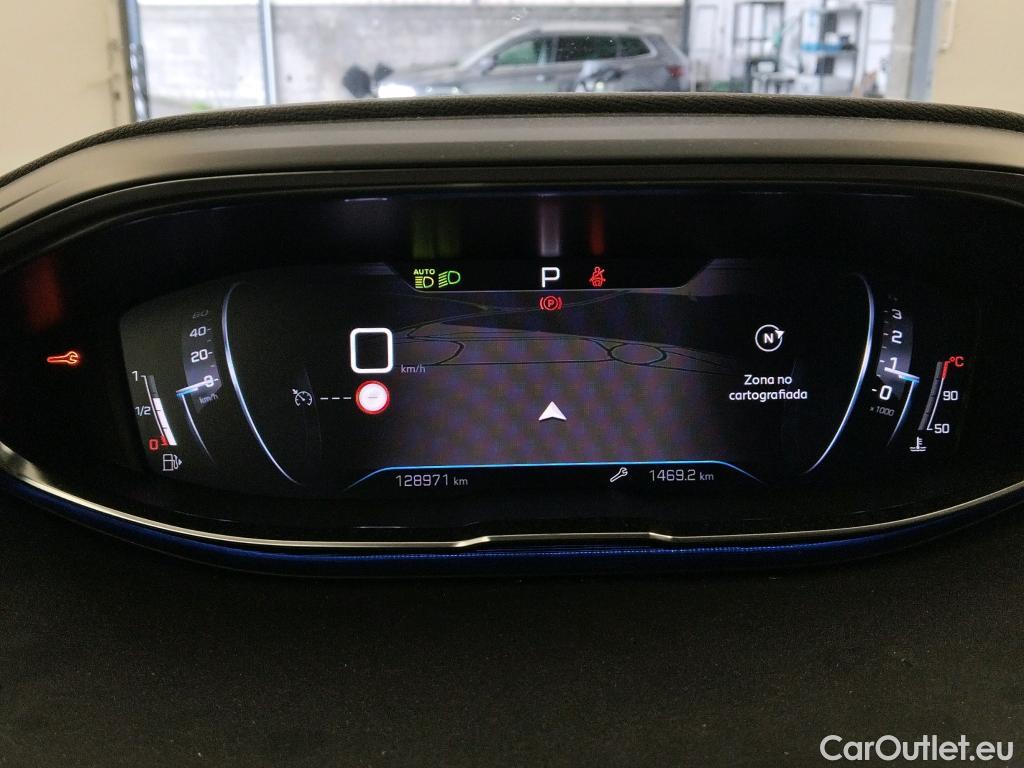  Peugeot  3008 PEUGEOT  / 2020 / 5P / todoterreno 1.5 BlueHDi 96kW (130CV) S&S Allure EAT8 #40