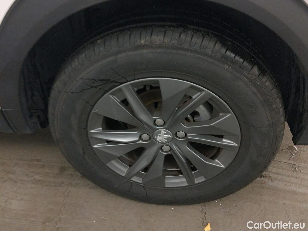  Peugeot  2008 PEUGEOT  / 2019 / 5P / todoterreno Active Pack BlueHDI 81kW (110CV) #15