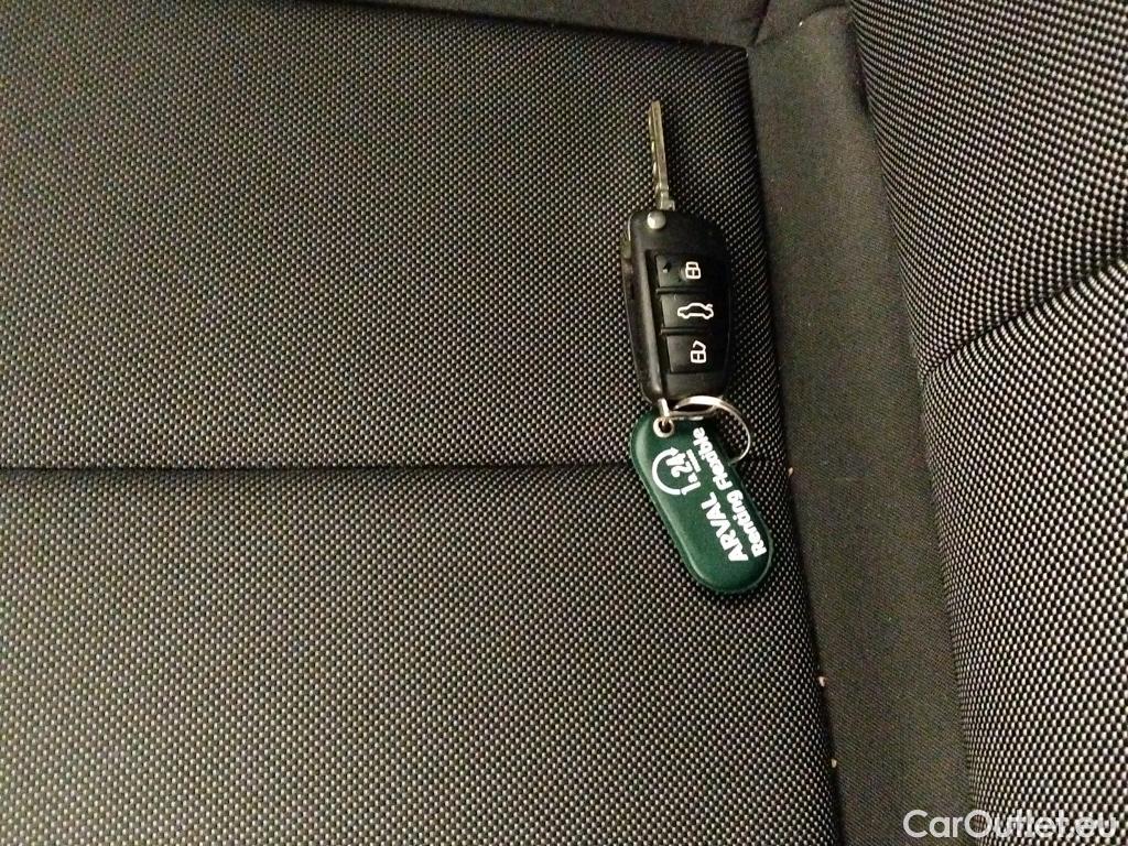  Audi  Q2 AUDI  / 2020 / 5P / todoterreno Advanced 35 TFSI 110kW (150CV) S tronic (AC) #1