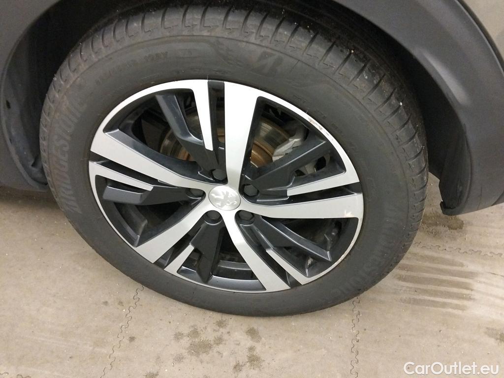  Peugeot  3008 PEUGEOT  Hybrid / 2016 / 5P / todoterreno 225 e-EAT8 Allure #7