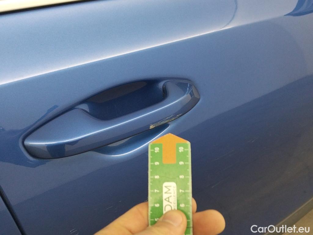  KIA  XCeed KIA  / 2019 / 5P / todoterreno 1.0 T-GDi Drive 88kW (120CV) #16