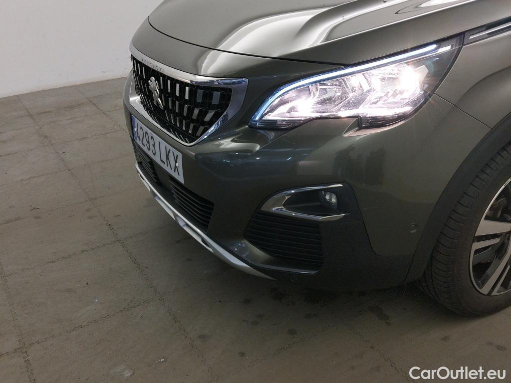  Peugeot  3008 PEUGEOT  Hybrid / 2016 / 5P / todoterreno 225 e-EAT8 Allure #19
