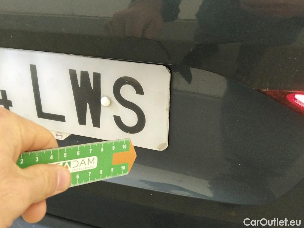  Volvo  XC60 VOLVO  / 2017 / 5P / todoterreno 2.0 B4 D Momentum Pro Auto #12