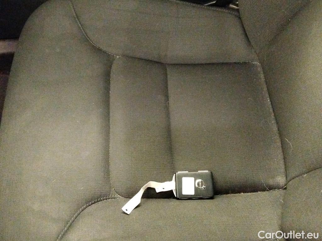  Volvo  XC60 VOLVO  / 2017 / 5P / todoterreno 2.0 B4 D Momentum Pro Auto #6