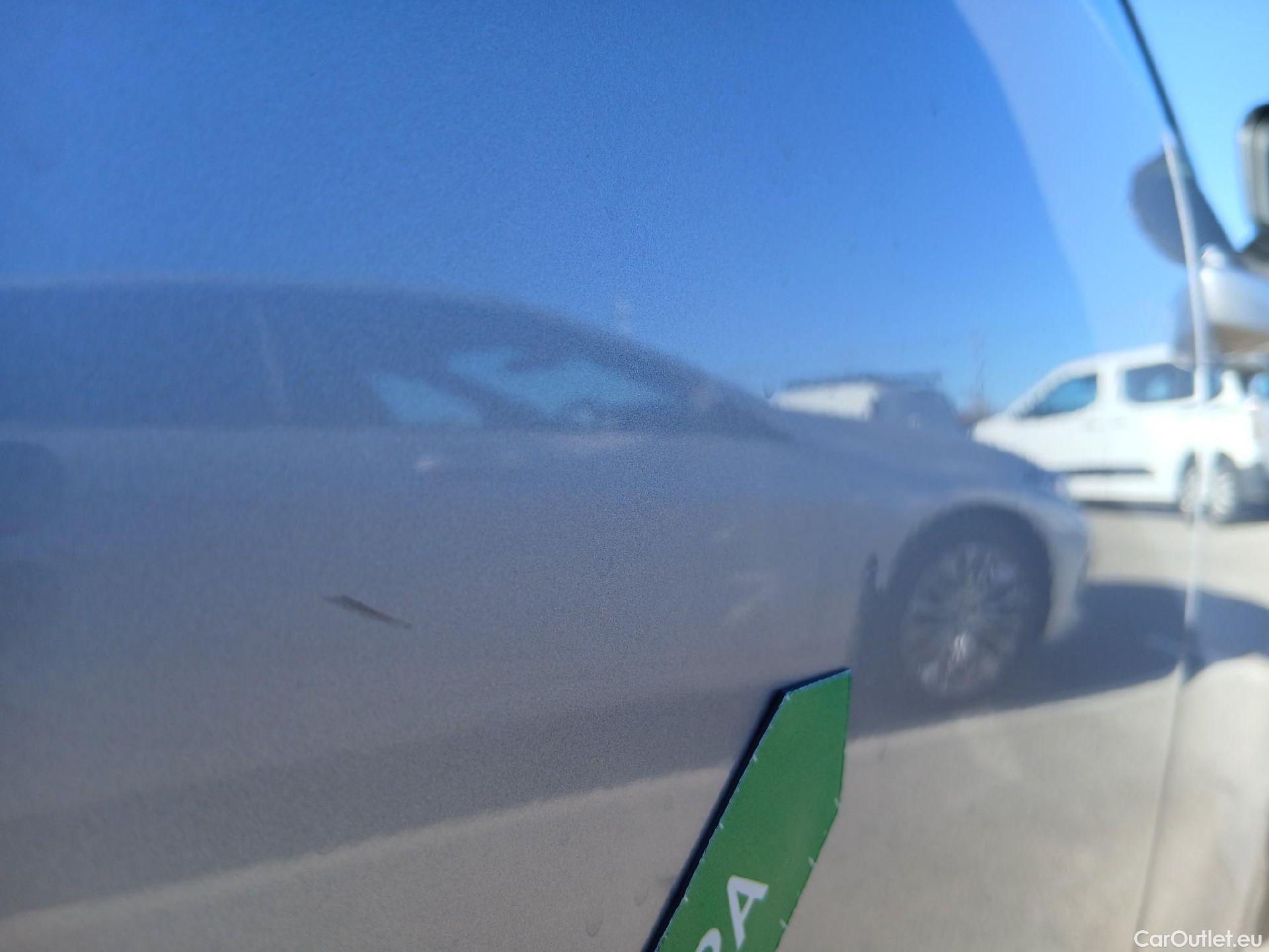  Audi  Q3 AUDI  / 2018 / 5P / todoterreno Advanced 35 TDI 110kW (150CV) #28