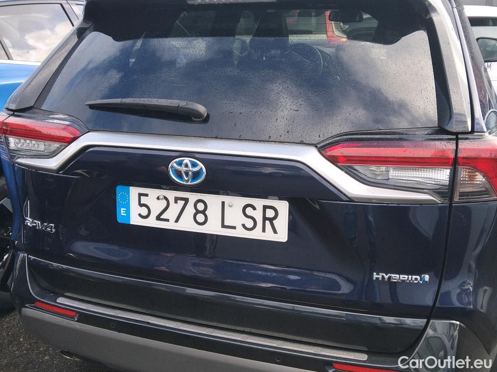  Toyota  RAV4 TOYOTA  / 2018 / 5P / todoterreno 2.5l 220H Style #7