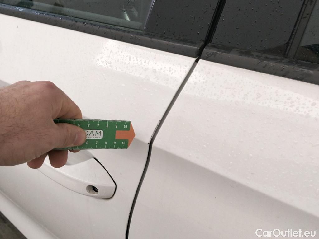  Seat  Leon SEAT Nuevo León / 2020 / 5P / familiar SP 2.0 TDI 85kW Style Go(SP) #25