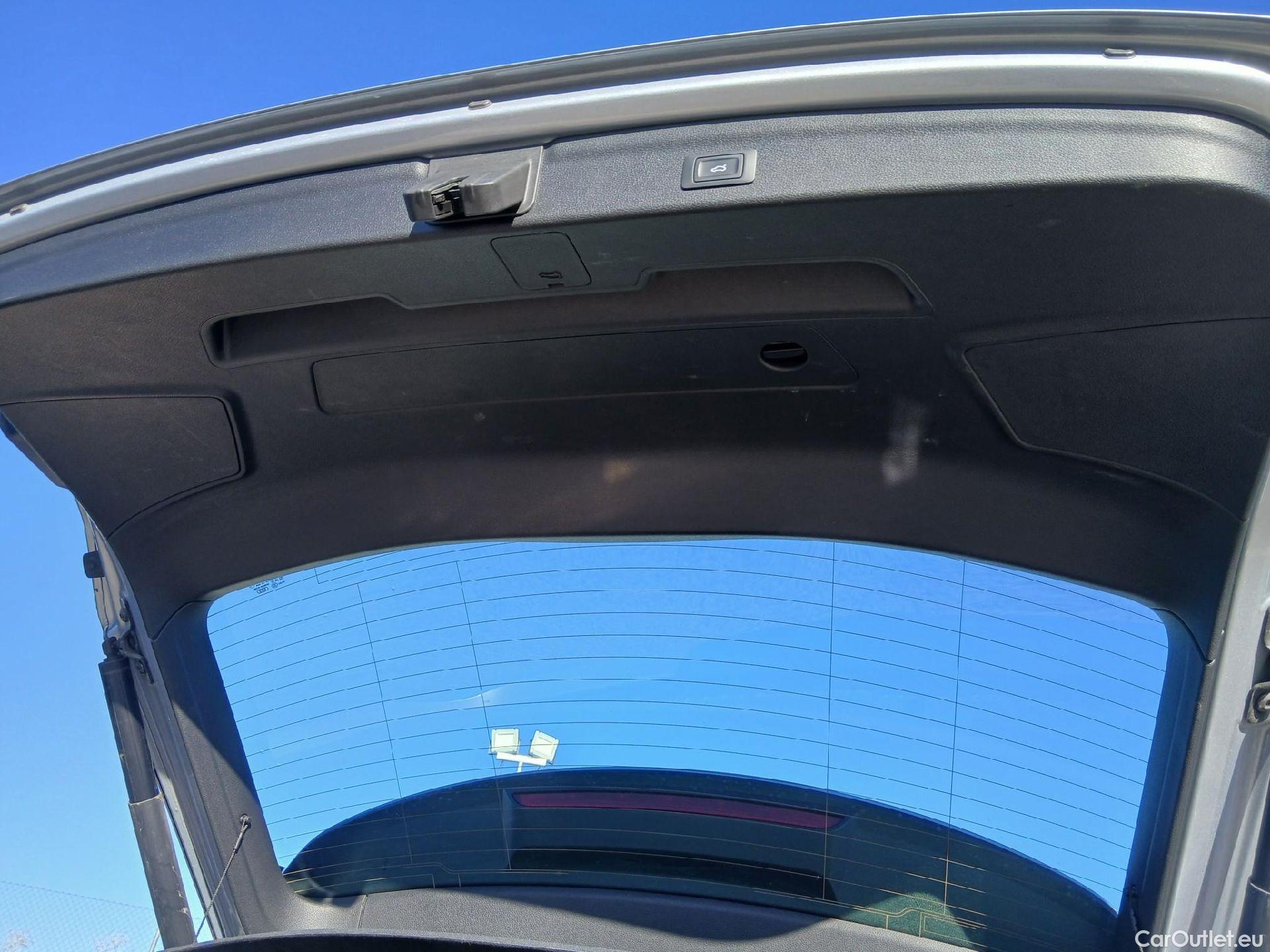  Audi  Q3 AUDI  / 2018 / 5P / todoterreno Advanced 35 TDI 110kW (150CV) #25