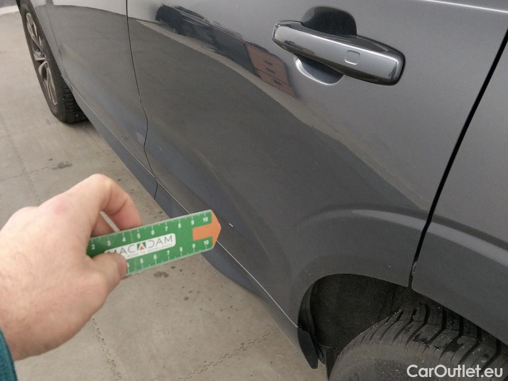  Volvo  XC60 VOLVO  / 2017 / 5P / todoterreno 2.0 B4 D Momentum Pro Auto #18