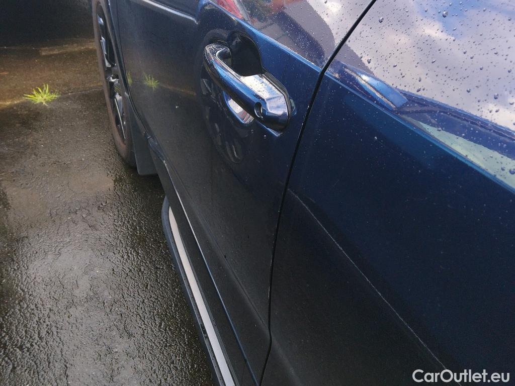  Toyota  RAV4 TOYOTA  / 2018 / 5P / todoterreno 2.5l 220H Style #3