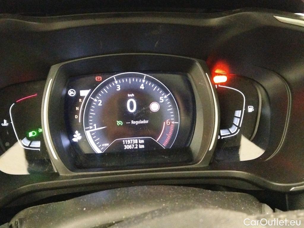  Renault  Kadjar RENAULT  / 2019 / 5P / crossover Zen GPF TCe 103kW (140CV) EDC #16