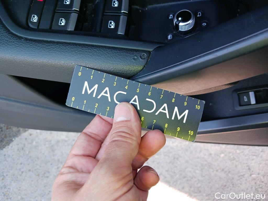  Audi  Q5 AUDI  / 2016 / 5P / todoterreno Design 35 TDI 120kW S tronic (AC) #12