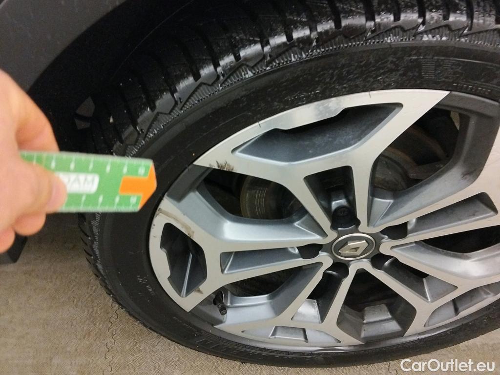  Renault  Kadjar RENAULT  / 2019 / 5P / crossover Zen GPF TCe 103kW (140CV) EDC #6