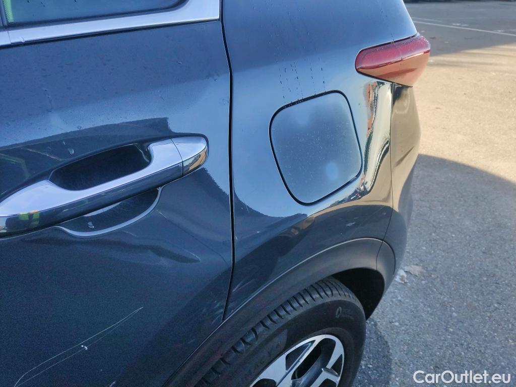  KIA  Sportage KIA  1.6MHEV Drive 100kW(136CV) 4x2(Crist Tintados)(CX) #17