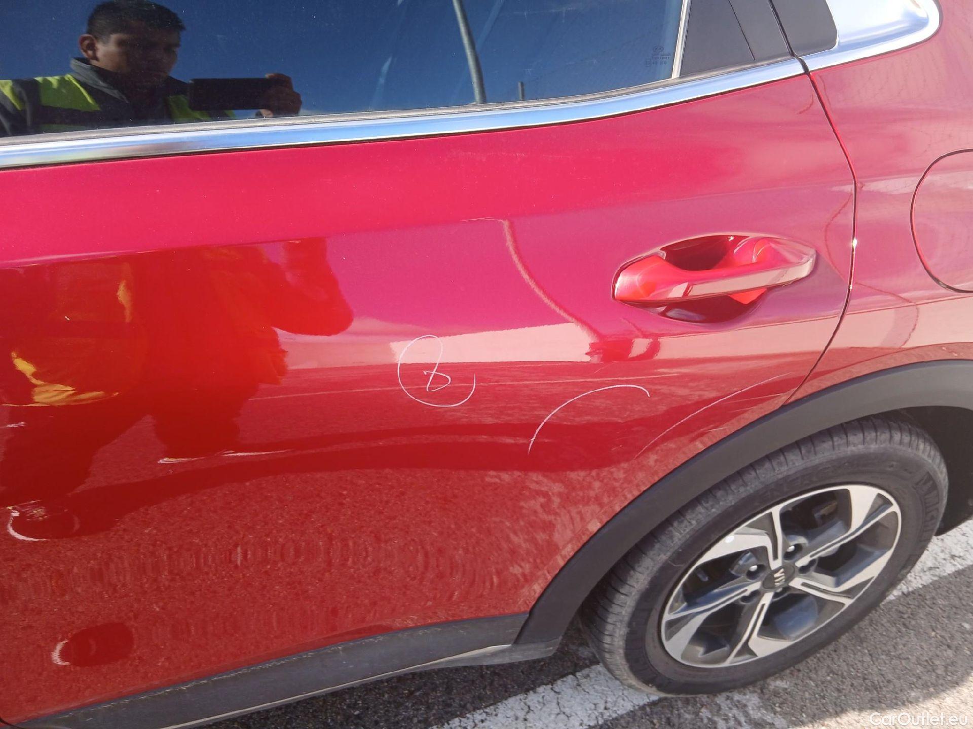  KIA  XCeed KIA  / 2019 / 5P / todoterreno 1.0 T-GDi Drive 88kW (120CV) #17