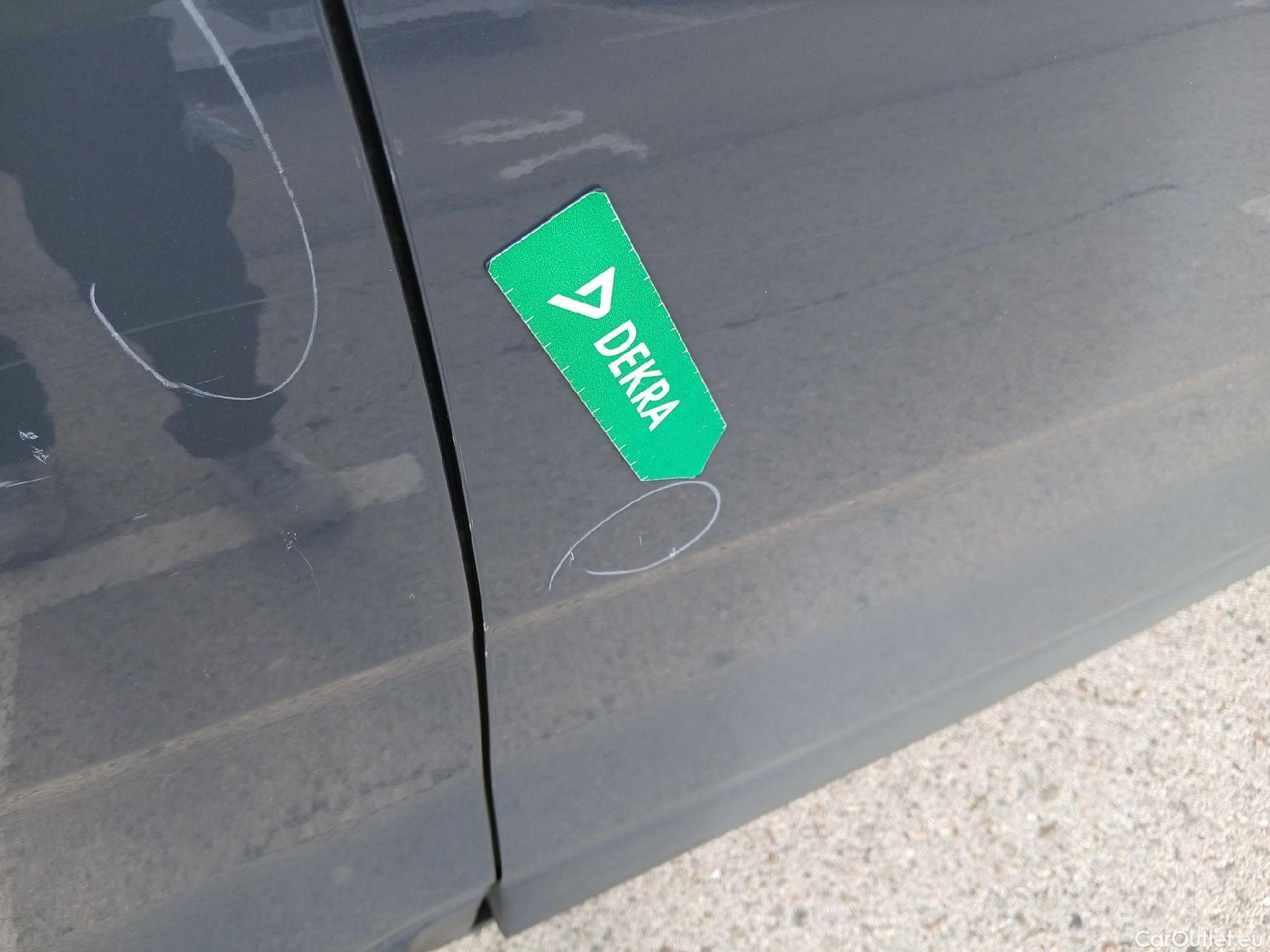  KIA  STONIC KIA  / 2017 / 5P / todoterreno 1.0 T-GDi 74kW (100CV) MHEV iMT Concept #34