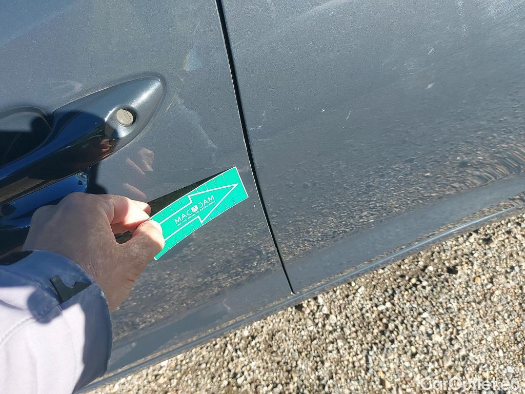  Hyundai  i10 HYUNDAI  / 2020 / 5P / berlina con portón 1.0 Klass #2