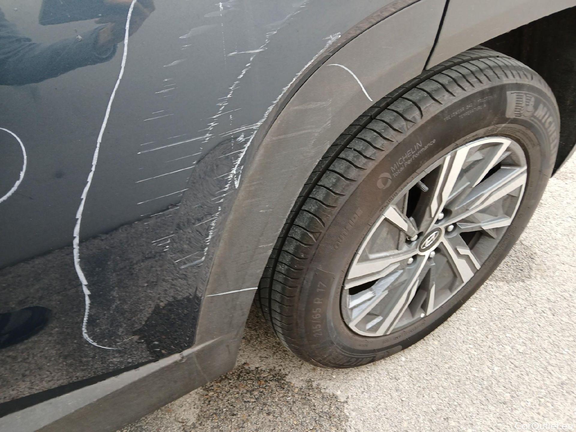  Hyundai  Tucson HYUNDAI  / 2020 / 5P / todoterreno 1.6 TGDI 110kW (150CV) Maxx #88