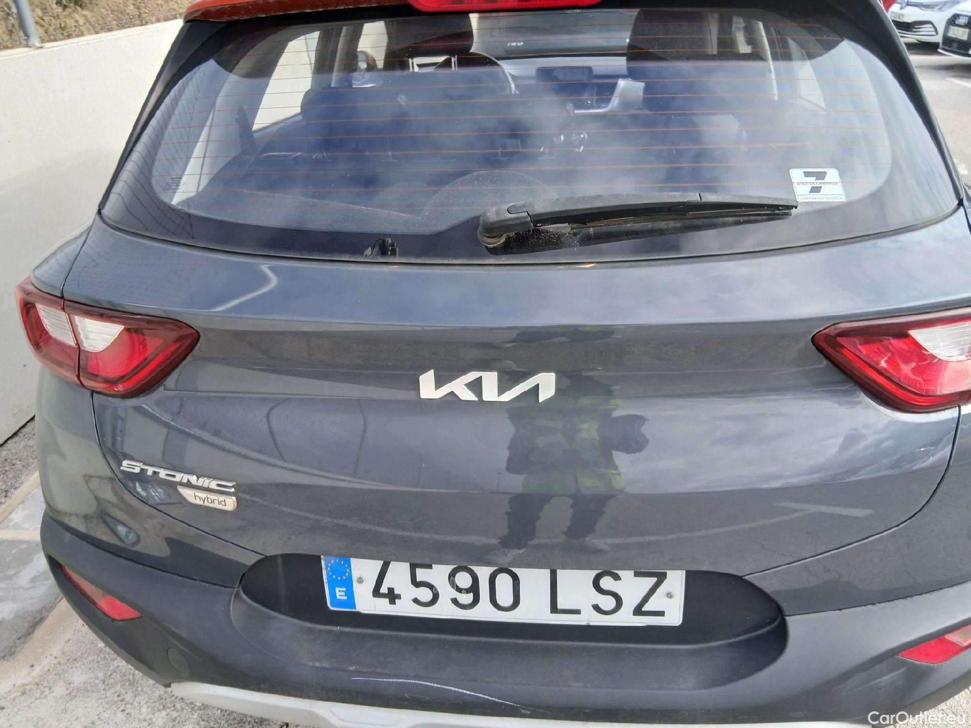  KIA  STONIC KIA  / 2017 / 5P / todoterreno 1.0 T-GDi 74kW (100CV) MHEV iMT Concept #27