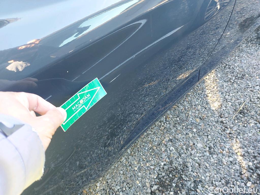  Hyundai  i10 HYUNDAI  / 2020 / 5P / berlina con portón 1.0 Klass #12