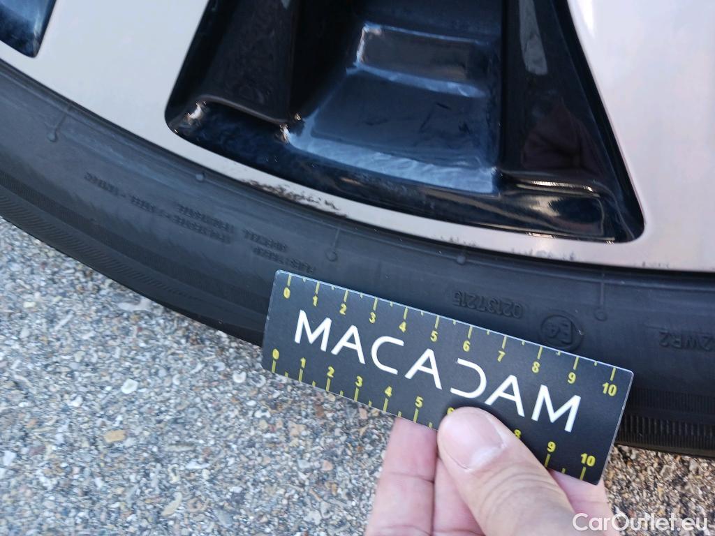  Ford  Explorer  ST-Line Plug-in-Hybrid 4x4 3.0 EcoBoost 455CV AT10 7 Plazas E6d #35