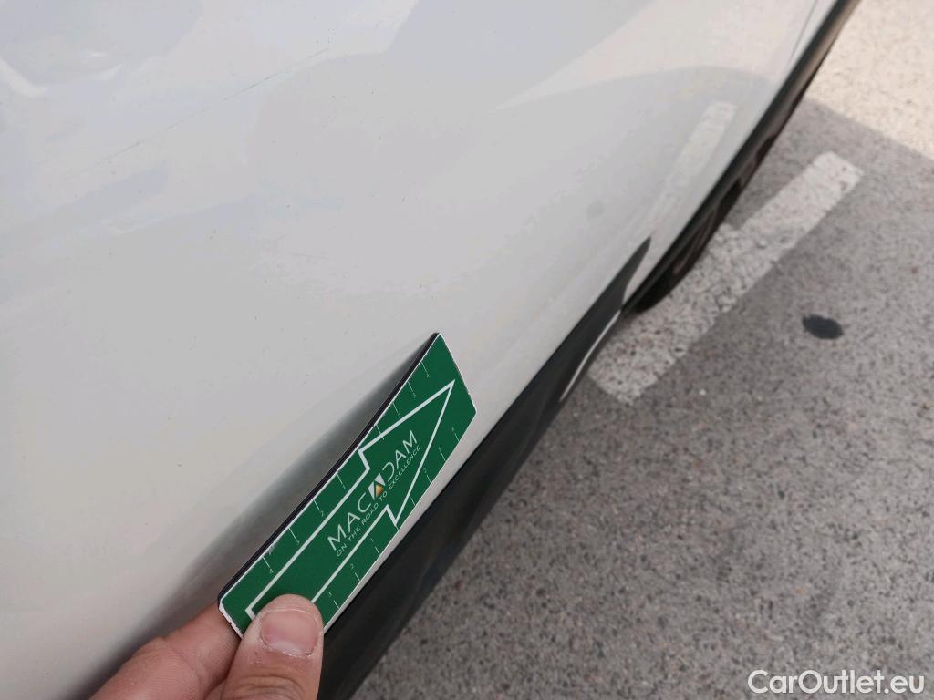  Citroen  C3 CITROEN  / 2016 / 5P / berlina con portón PureTech 60KW (82CV) FEEL (CX) #5